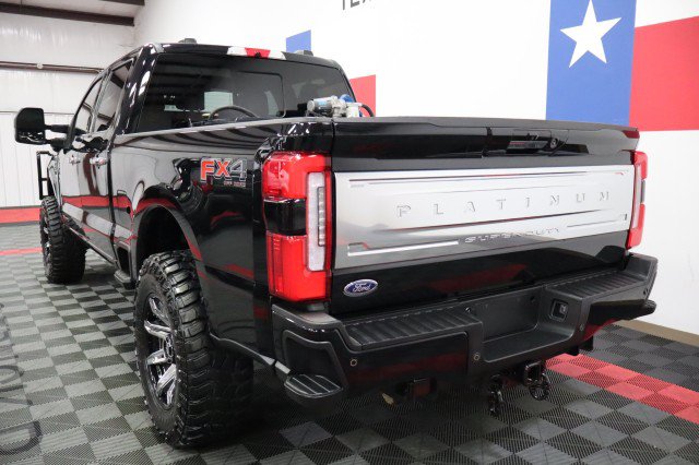 Used 2024 Ford F250 Platinum AWD/4WD image 11