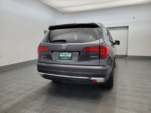 Used 2016 Honda Pilot Touring image 7