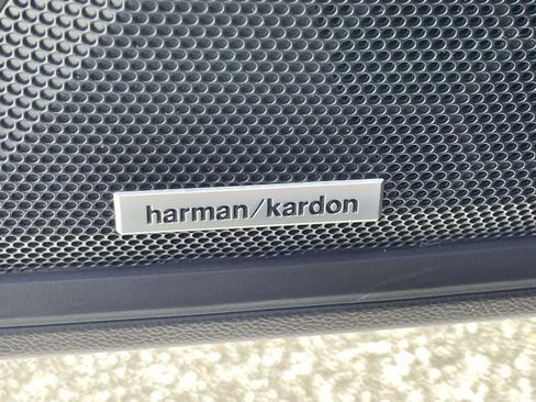 Certified 2025 Subaru Outback Touring XT w/ Tech Package 3 image 17