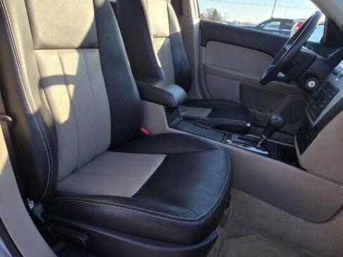 Used 2006 Mercury Milan Premier image 9