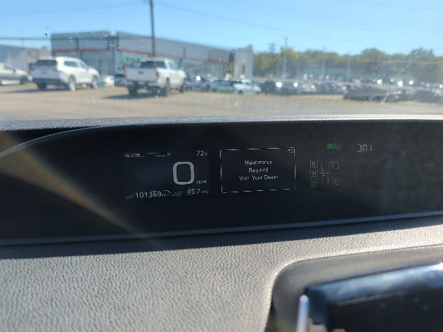 Used 2016 Toyota Prius Two FWD image 2