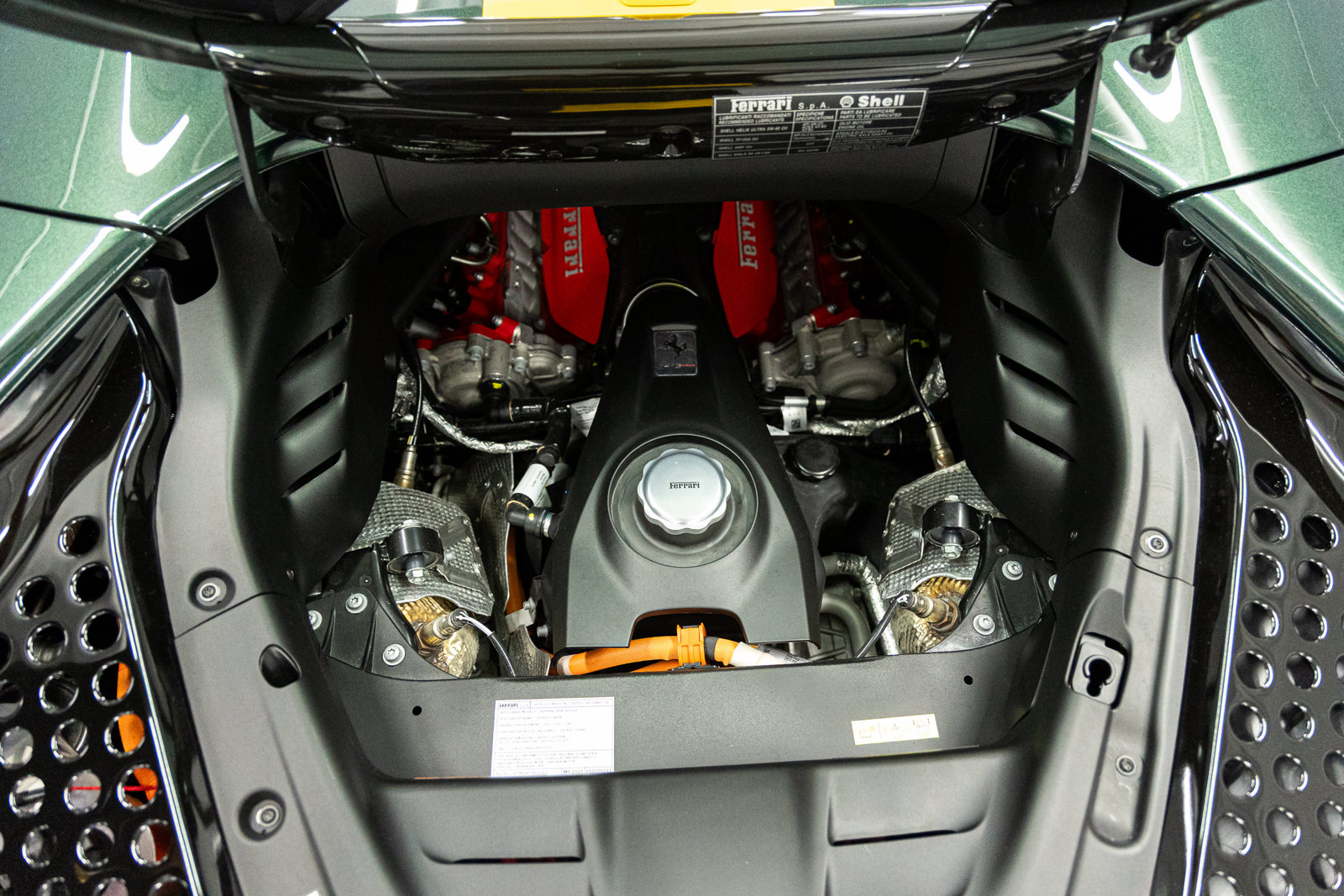 Used 2025 Ferrari SF90 Spider AWD/4WD image 63