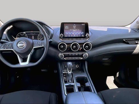 Used 2025 Nissan Sentra SV FWD image 11