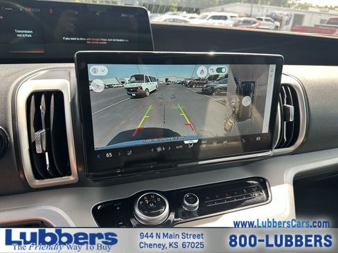 Used 2025 Ford Expedition Active AWD/4WD image 17