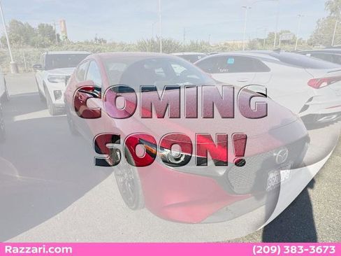 Used 2020 MAZDA MAZDA3 Hatchback w/ Premium Package FWD image 1