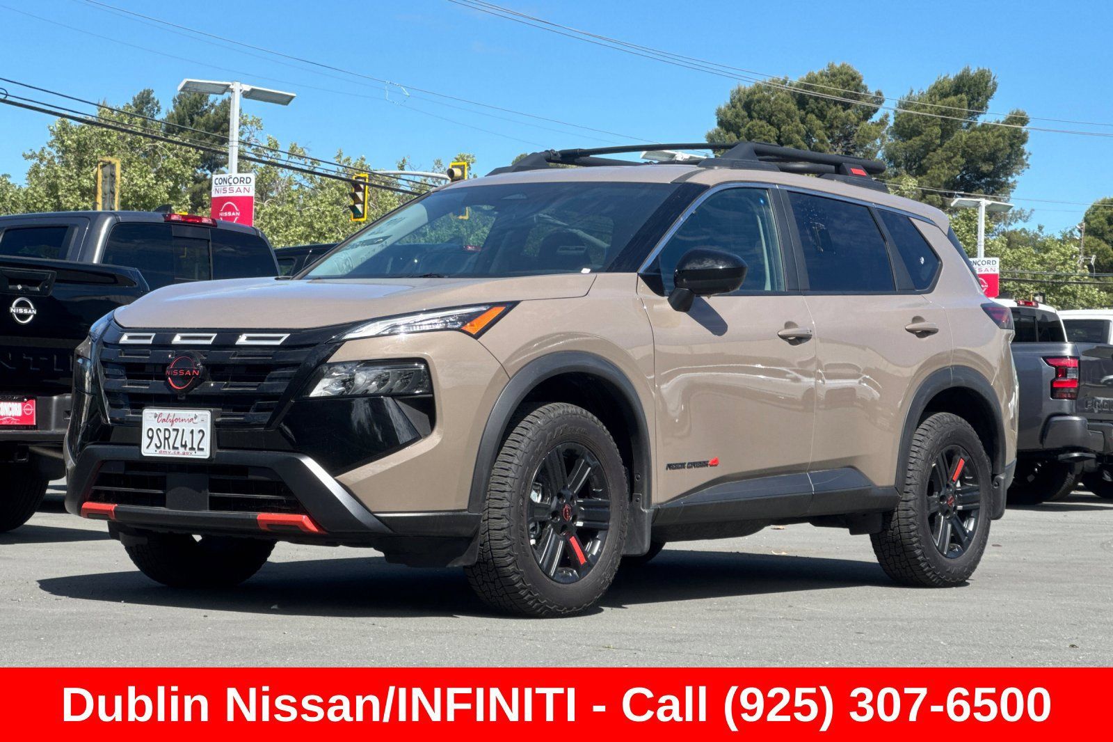 Used 2025 Nissan Rogue SV AWD/4WD image 8