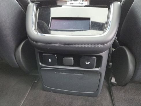 Used 2024 Lincoln Navigator Premiere image 19
