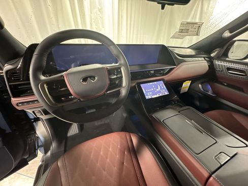 New 2026 INFINITI QX80 Autograph w/ Premium Cargo Package image 16