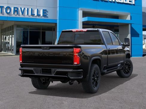 New 2026 Chevrolet Silverado 2500 High Country w/ Midnight Edition AWD/4WD image 4