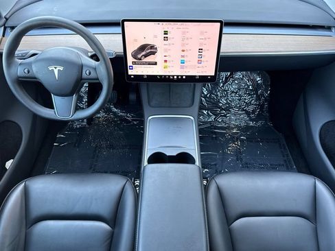 Used 2023 Tesla Model Y Long Range AWD/4WD image 12