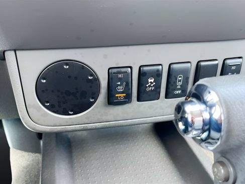 Used 2018 Nissan Frontier SV w/ Value Truck Package RWD image 19