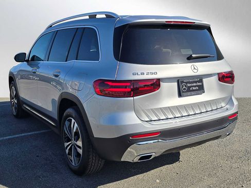 New 2026 Mercedes-Benz GLB 250 image 5