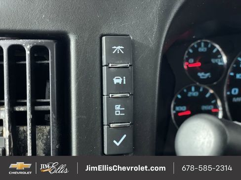 Certified 2023 GMC Savana 2500 w/ Driver Convenience Package image 17