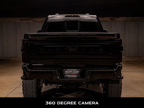 Used 2026 Ford F250 Platinum w/ Platinum Plus Package image 8