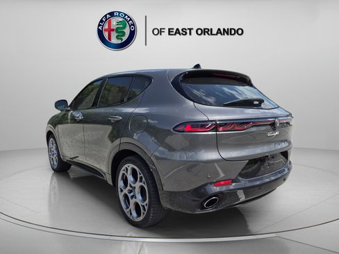 Used 2024 Alfa Romeo Tonale Veloce AWD/4WD image 5
