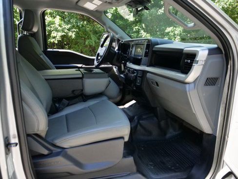 Used 2023 Ford F350 XL RWD image 41