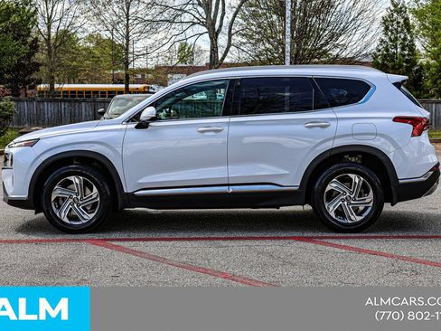 Used 2022 Hyundai Santa Fe SEL w/ Convenience + Premium Package FWD image 9