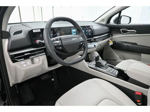 New 2026 Kia Sportage EX w/ EX Panorama Roof Package image 16