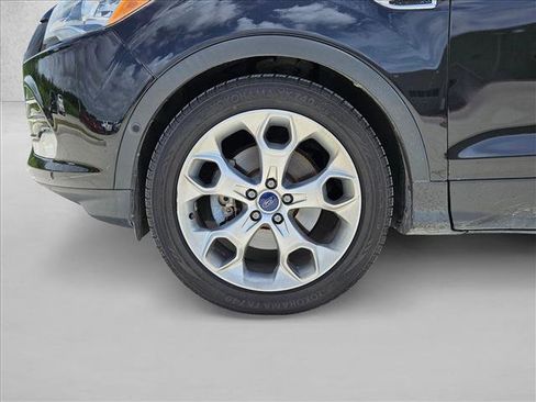 Used 2014 Ford Escape Titanium w/ Equipment Group 401A FWD image 22