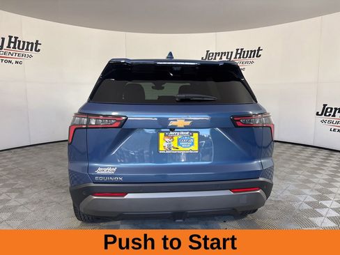 Used 2026 Chevrolet Equinox LT w/ Convenience Package II FWD image 6