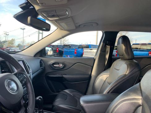 Used 2023 Jeep Cherokee Altitude Lux image 12