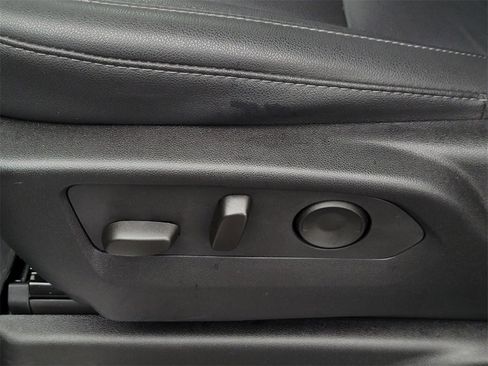 Certified 2025 Chevrolet Tahoe Z71 w/ Z71 Off-Road Package image 34