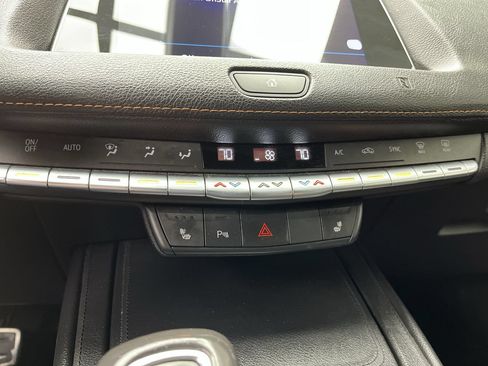 Used 2019 Cadillac XT4 Sport AWD/4WD image 22