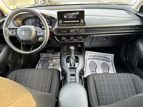 Used 2024 Honda HR-V LX image 19