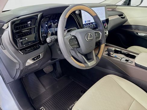 Certified 2025 Lexus RX 350 Premium Plus w/ Convenience Package FWD image 9