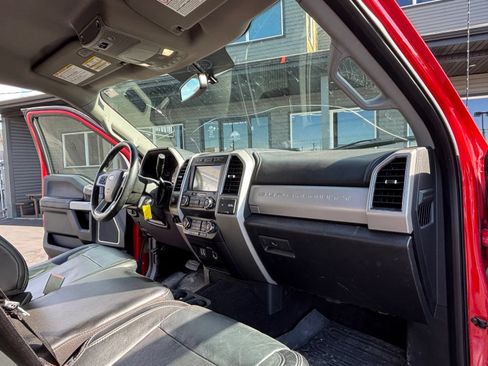 Used 2019 Ford F250 Lariat w/ Chrome Package AWD/4WD image 17
