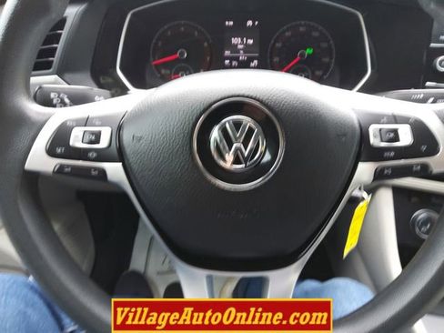 Used 2019 Volkswagen Jetta S w/ Driver Assistance Package image 38