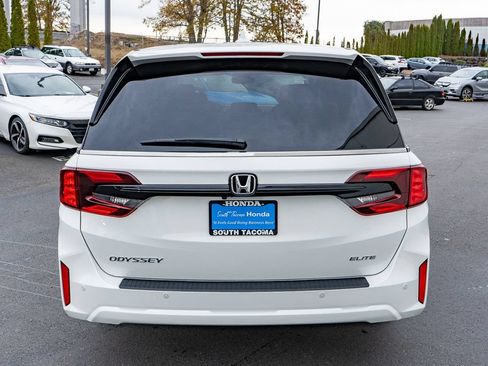 New 2026 Honda Odyssey Elite image 7