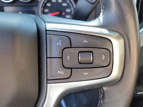Used 2021 Chevrolet Silverado 1500 LT image 24