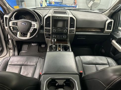 Used 2019 Ford F150 Lariat image 10