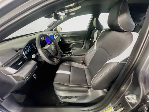 Used 2025 Toyota Camry SE w/ Multimedia Upgrade Package FWD image 14