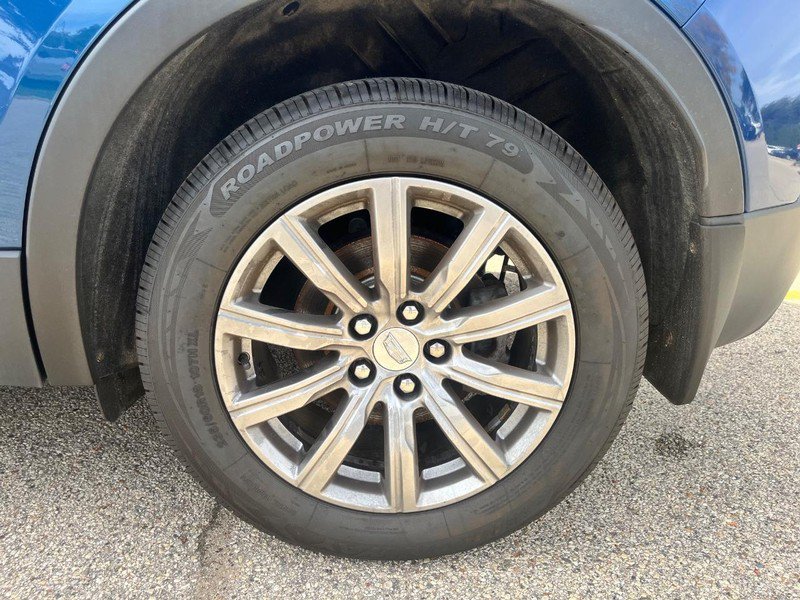 Used 2019 Cadillac XT4 Premium Luxury AWD/4WD image 18
