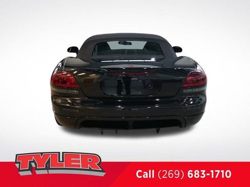 Used 2003 Dodge Viper SRT-10 image 5