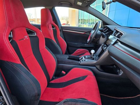 Used 2018 Honda Civic Type R image 26