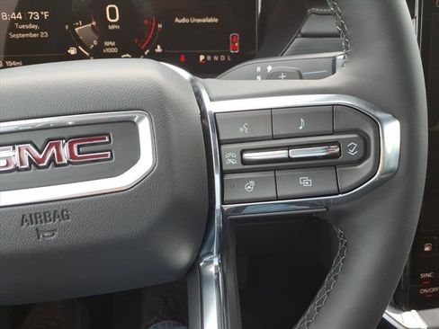 New 2026 GMC Acadia Elevation FWD image 21