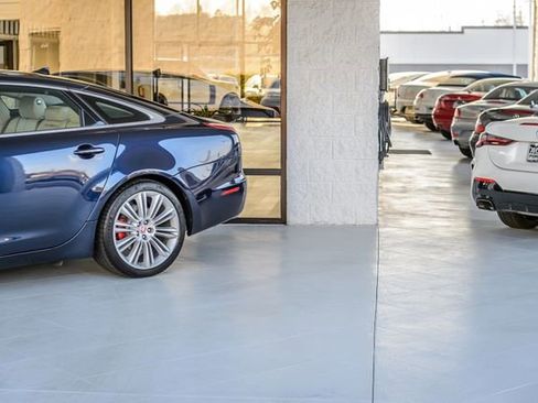 Used 2015 Jaguar XJ L Portfolio image 63