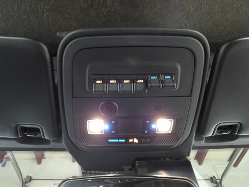 Used 2022 Ford Bronco Black Diamond image 55