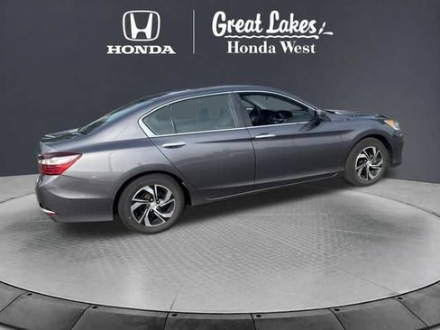 Used 2017 Honda Accord LX image 6