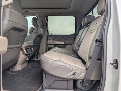 Certified 2025 Ford F350 Platinum w/ Platinum Plus Package AWD/4WD image 12