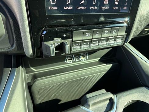 Used 2025 RAM 2500 Big Horn image 14