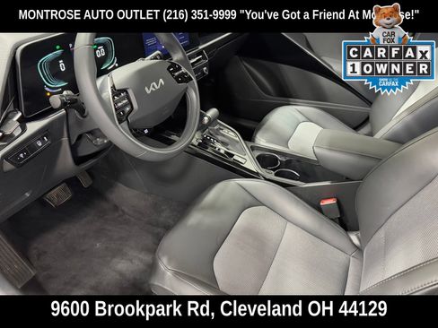Used 2023 Kia Niro EX FWD image 16