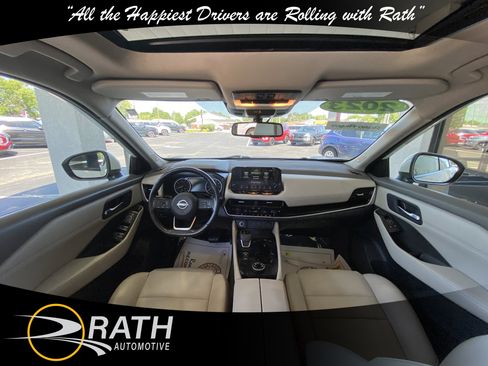 Used 2023 Nissan Rogue SL w/ SL Premium Package AWD/4WD image 18