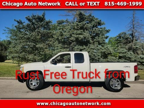Used 2011 Chevrolet Silverado 1500 W/T AWD/4WD image 1