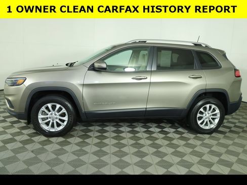Used 2020 Jeep Cherokee Latitude w/ Cold Weather Group image 4
