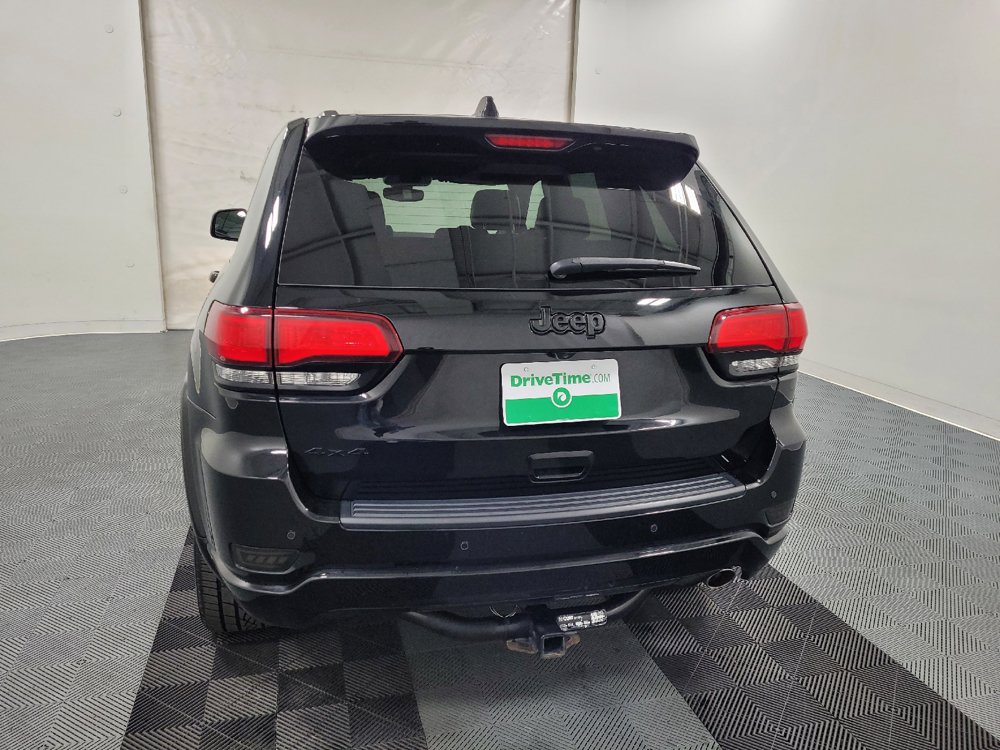 Used 2019 Jeep Grand Cherokee Altitude AWD/4WD image 6