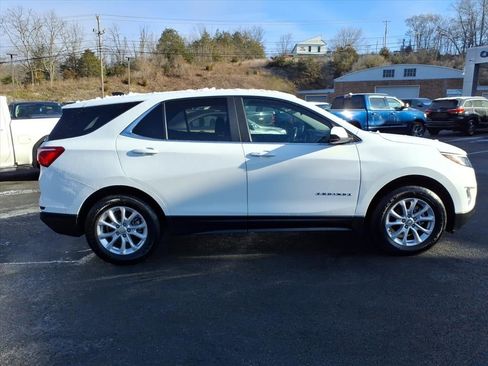 Certified 2021 Chevrolet Equinox LT image 9
